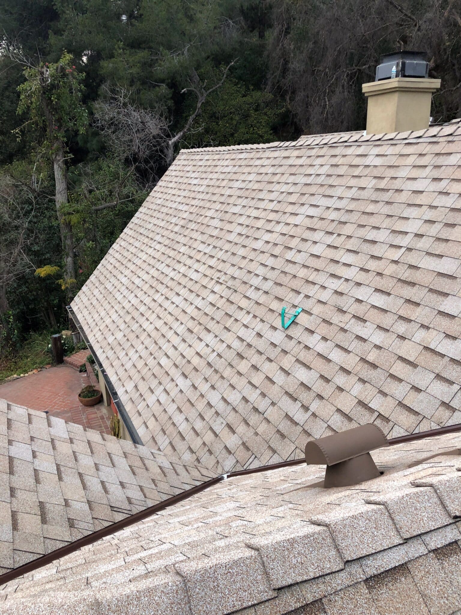 Owens-Corning-Amber-shingles-06-1536x2048