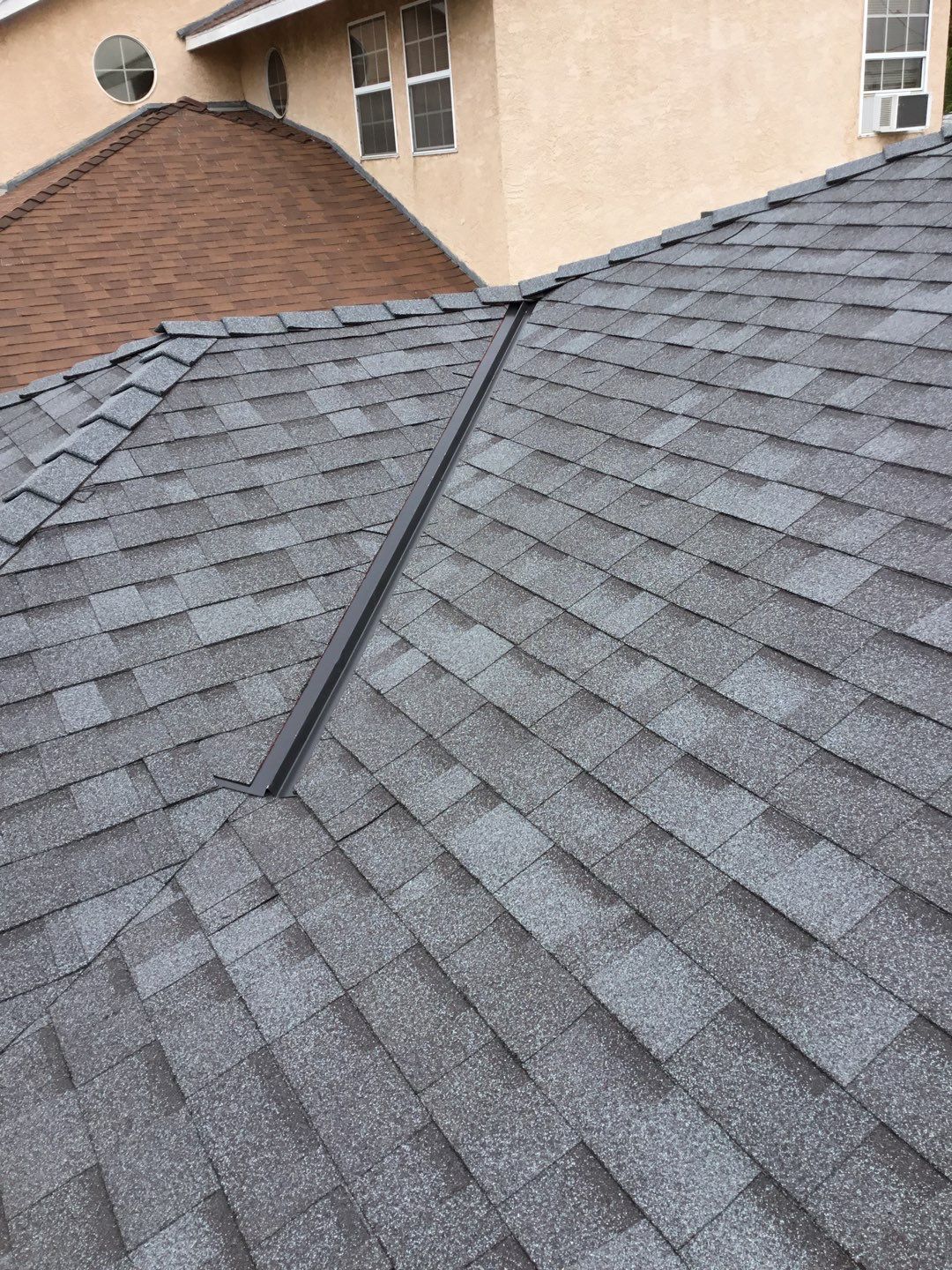 Owens-Corning-Mystic-Gray-shingles-05