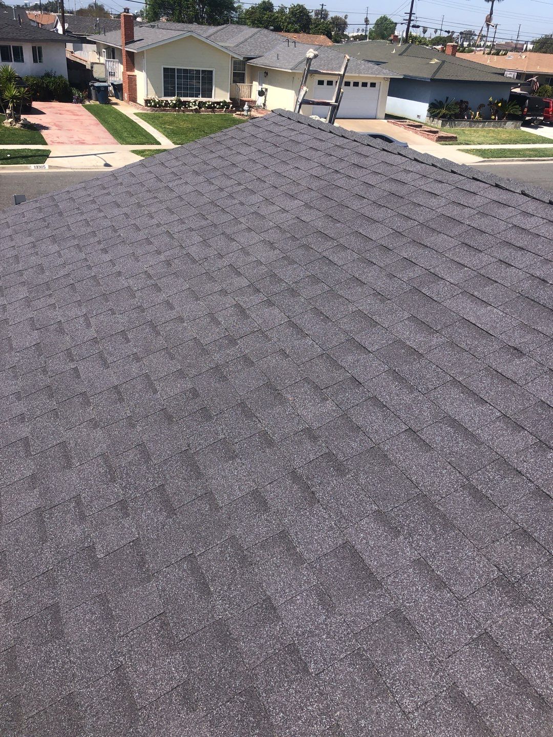 Owens-Corning-Night-Sky-shingles-01
