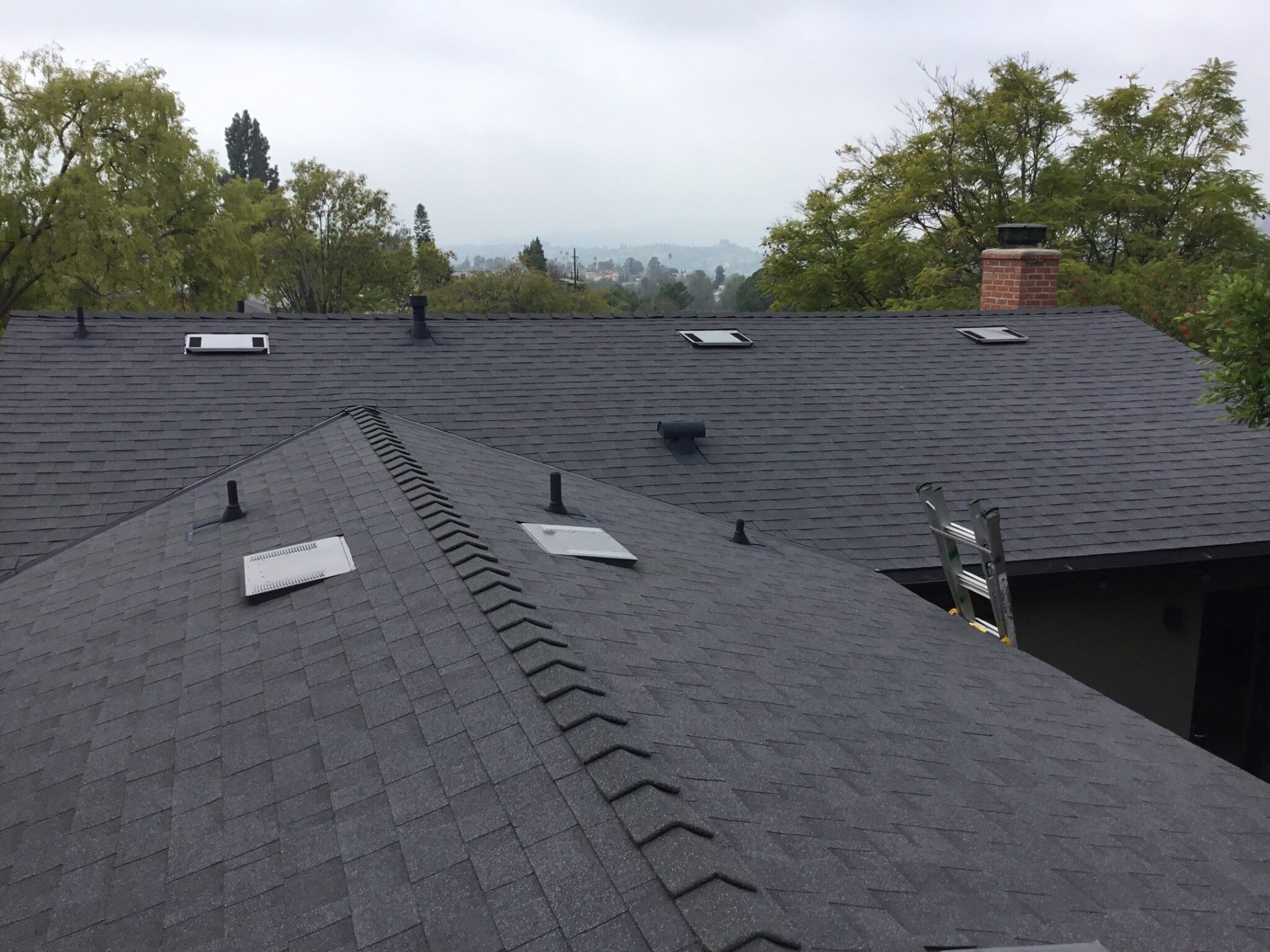 Owens-Corning-Night-Sky-shingles-03-2048x1536