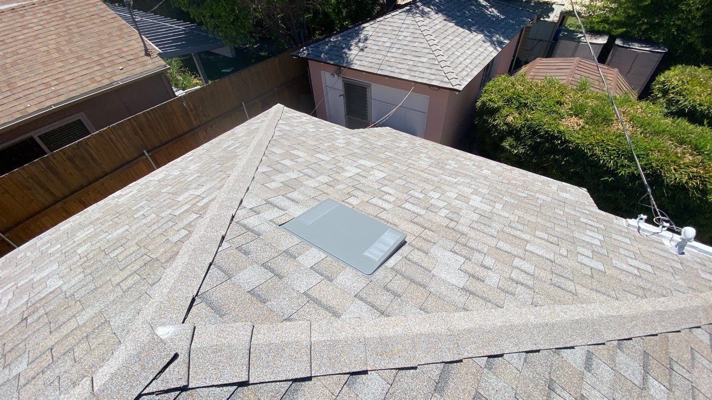 Owens-Corning-Oyster-Shell-shingles-01