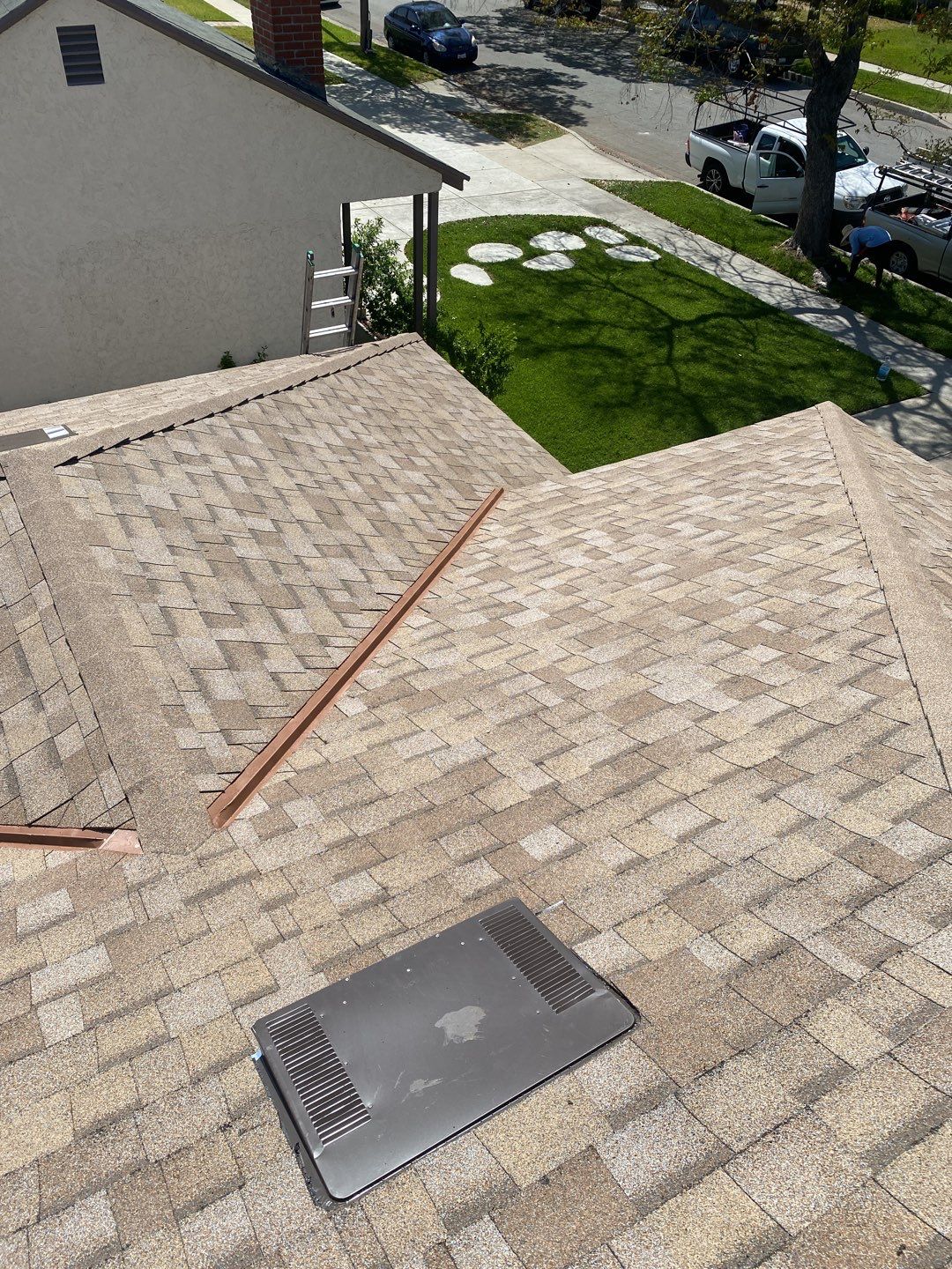 Owens-Corning-Sandcastle-shingles-02