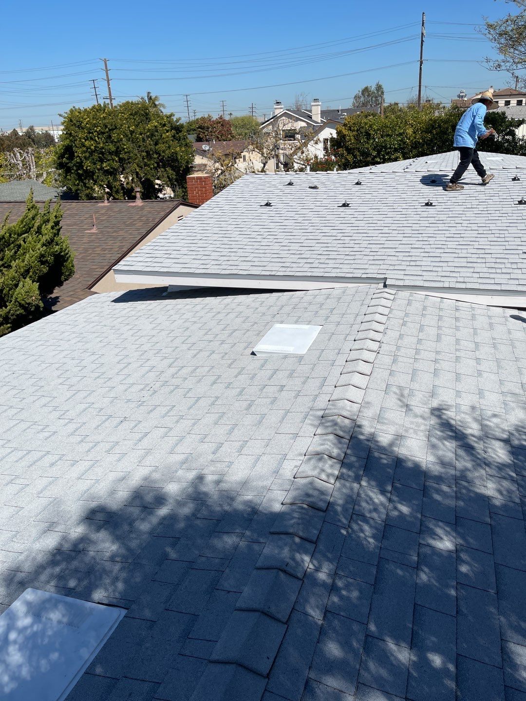 Owens-Corning-Shasta-White-shingles-04