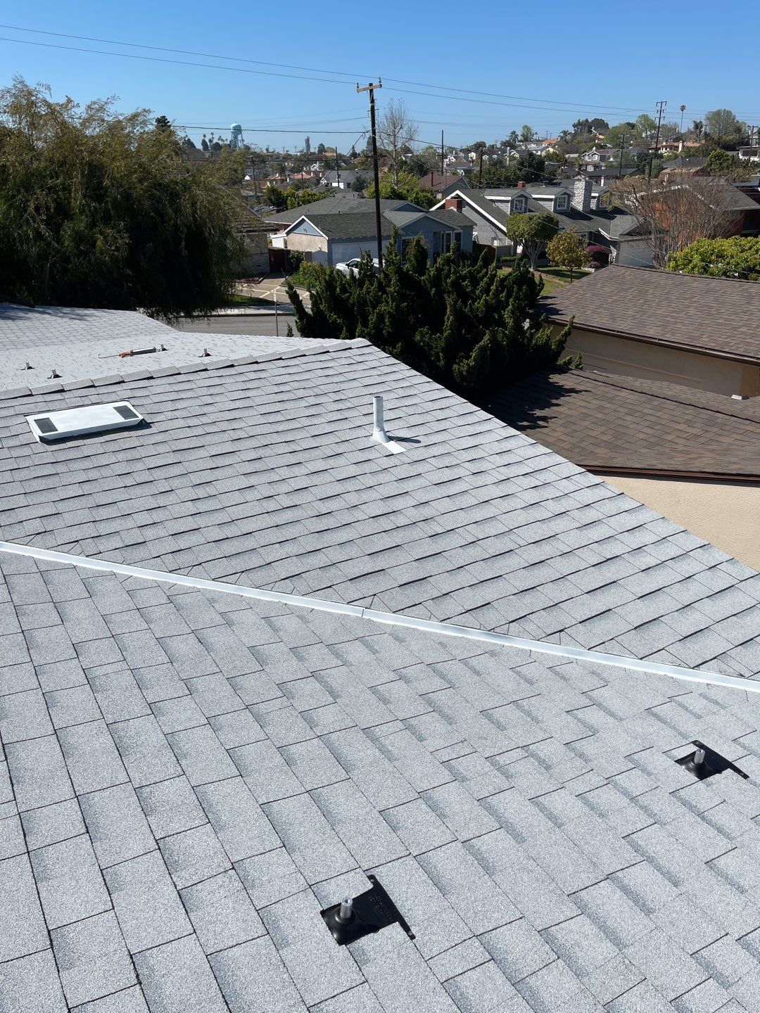 Owens-Corning-Shasta-White-shingles-06