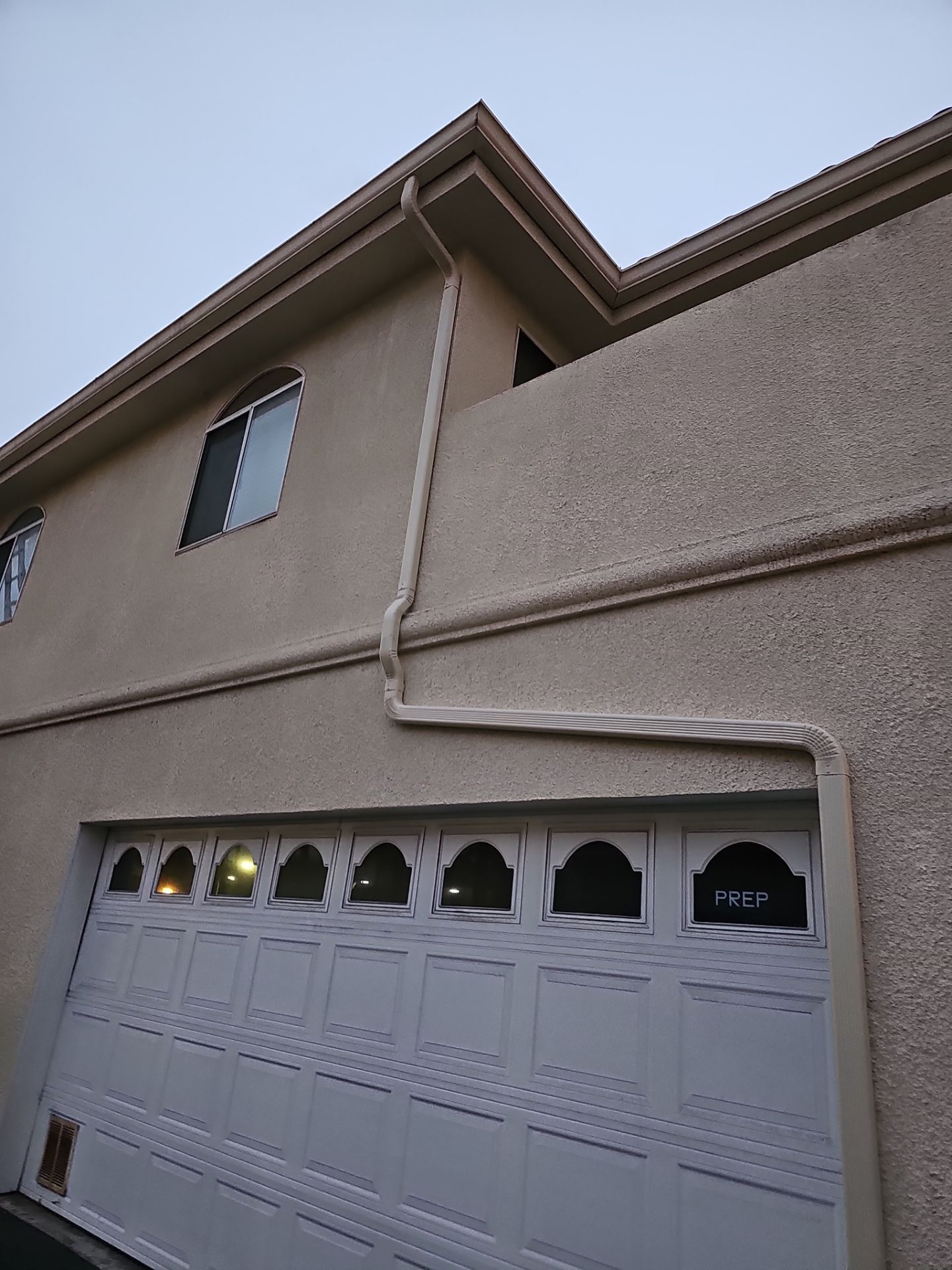 beige-gutters-los-angeles-ca-03